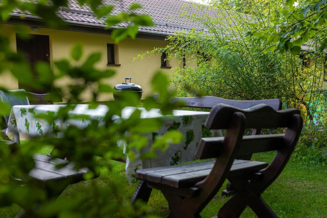 Zielono Mi - Dom Goscinny W Lapalicach Lapalice Exteriör bild